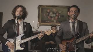 While my guitar gently weeps